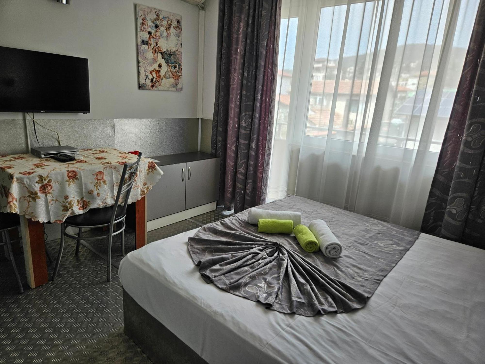 Paralax Hotel Varna Exterior foto